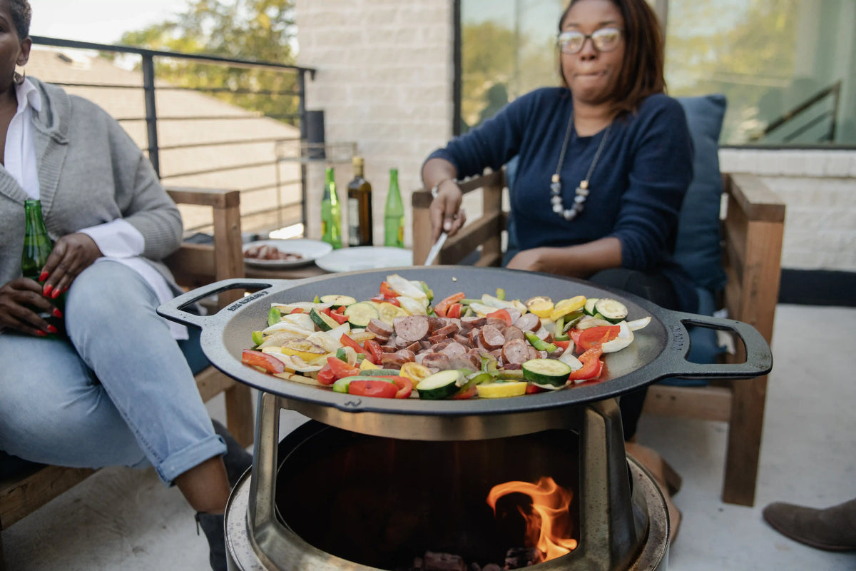 30" Fire Pit Cast Iron Wok Top + Hub